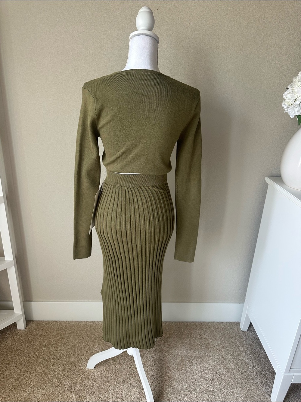 Chicwish Olive Ribbed Button-Side Midi Set - Picture 2 of 2